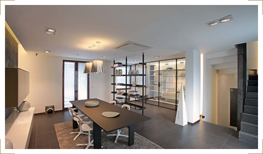 青島辦公室裝修、青島辦公室裝飾,請(qǐng)致電榮峰裝飾設(shè)計(jì)！